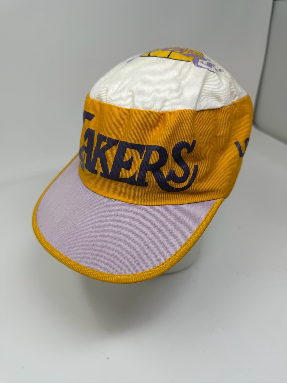 VINTAGE Los Angles Lakers Cloth Stretch HAT CAP Painters Style Made In Taiwan